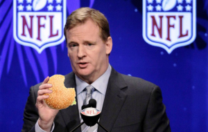 NFL COMMISSIONER ROGER GOODELL EATS HAMBURGER IN NEW ORLEANS